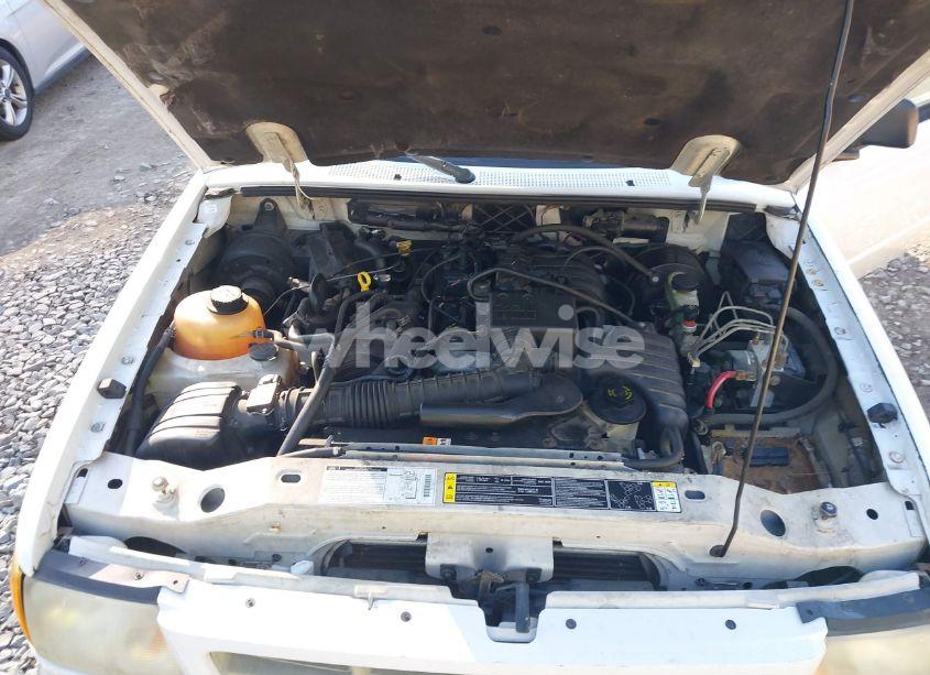 Photo 10 of 2002 Ford Ranger XL/XLT (VIN 1FTYR10D92TA63357)