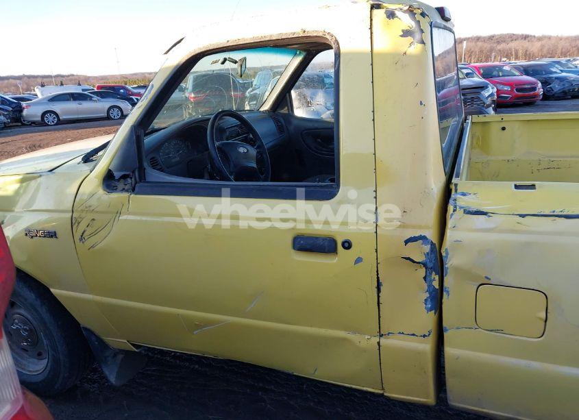 Photo 14 of 2002 Ford Ranger XL/XLT (VIN 1FTYR10DX2PB02529)