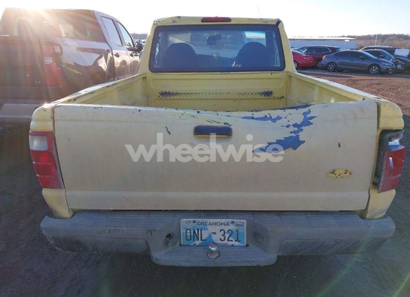 Photo 16 of 2002 Ford Ranger XL/XLT (VIN 1FTYR10DX2PB02529)