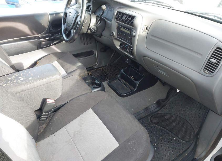 Photo 5 of 2005 Ford Ranger XL/XLS (VIN 1FTYR10E75PA35434)