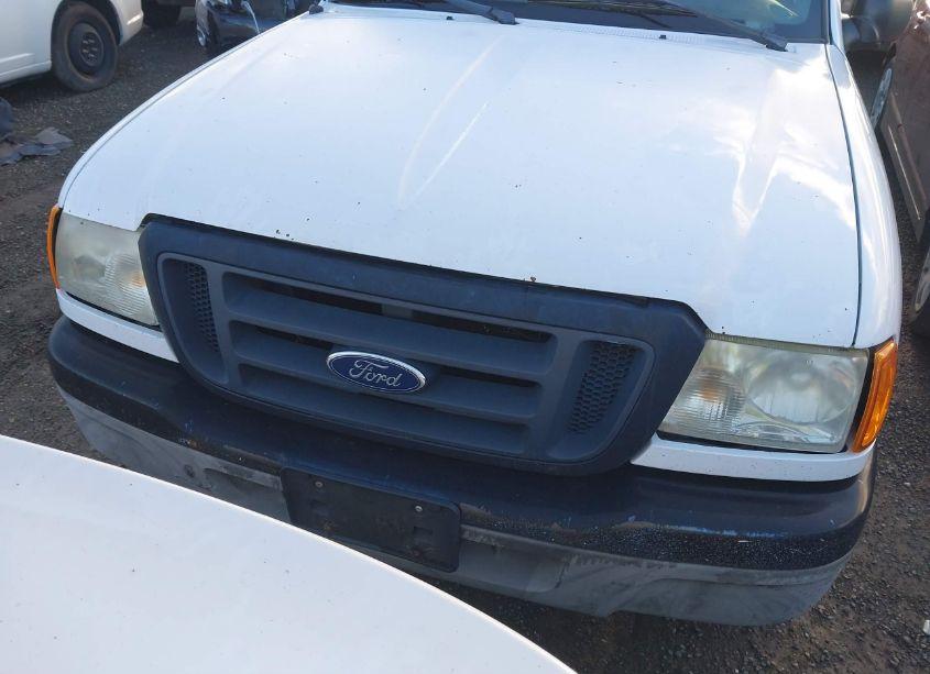 Photo 6 of 2005 Ford Ranger XL/XLS (VIN 1FTYR10E75PA35434)