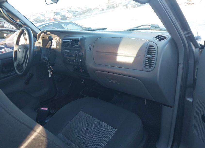 Photo 5 of 2004 Ford Ranger EDGE/XL/XLT (VIN 1FTYR10U04TA03079)