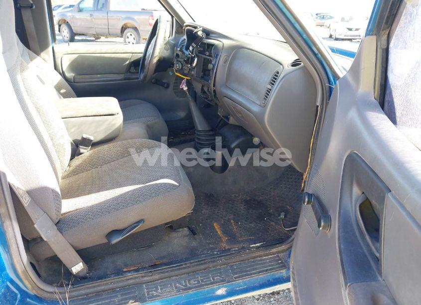 Photo 5 of 2001 Ford Ranger EDGE/XL/XLT (VIN 1FTYR10U11PA73890)