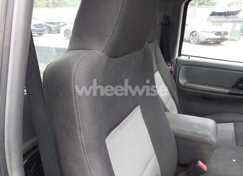 Photo 8 of 2004 Ford Ranger EDGE/XL/XLT (VIN 1FTYR10U14TA16522)