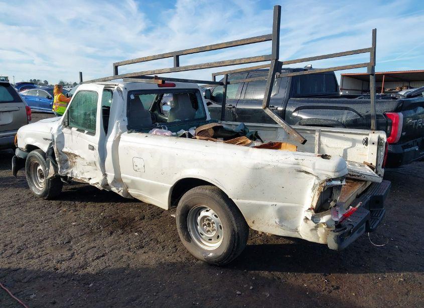 Photo 3 of 2005 Ford Ranger (VIN 1FTYR10U15PB02004)