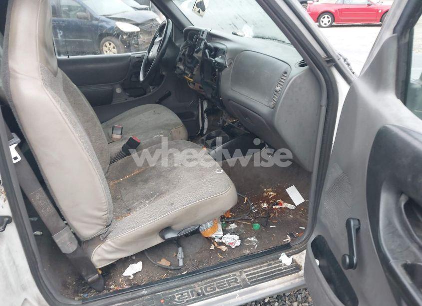 Photo 8 of 2002 Ford Ranger EDGE/XL/XLT (VIN 1FTYR10U52PB45823)
