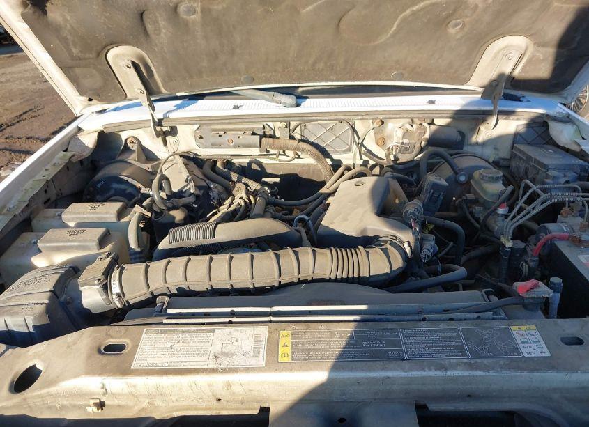 Photo 10 of 2002 Ford Ranger EDGE/XL/XLT (VIN 1FTYR10U62TA25696)