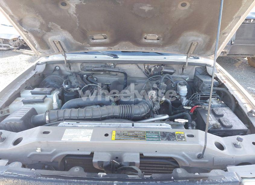 Photo 10 of 2004 Ford Ranger EDGE/XL/XLT (VIN 1FTYR10U64PA54692)