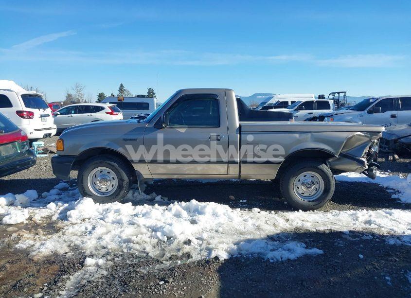 Photo 14 of 2004 Ford Ranger EDGE/XL/XLT (VIN 1FTYR10U64PA54692)