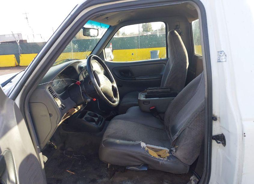 Photo 8 of 2001 Ford Ranger EDGE/XL/XLT (VIN 1FTYR10UX1PA69093)