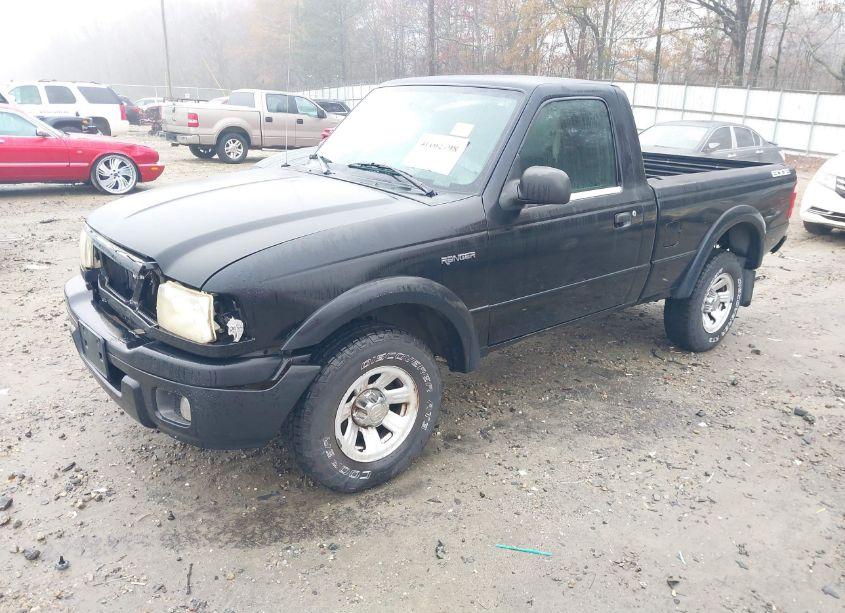 Photo 2 of 2004 Ford Ranger EDGE/XL/XLT (VIN 1FTYR10UX4PB63253)