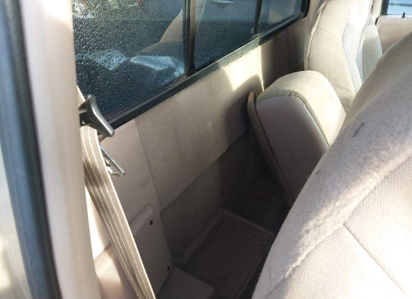 Photo 8 of 2000 Ford Ranger XL/XLT (VIN 1FTYR10V1YTA52628)