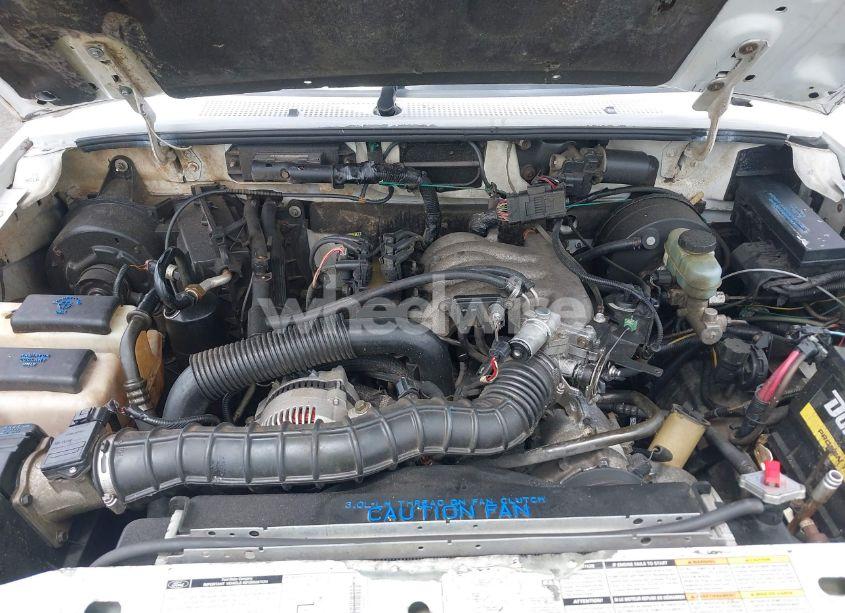 Photo 10 of 2000 Ford Ranger XL/XLT (VIN 1FTYR10V2YTA56333)