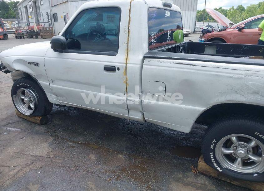 Photo 17 of 2000 Ford Ranger XL/XLT (VIN 1FTYR10V2YTA56333)