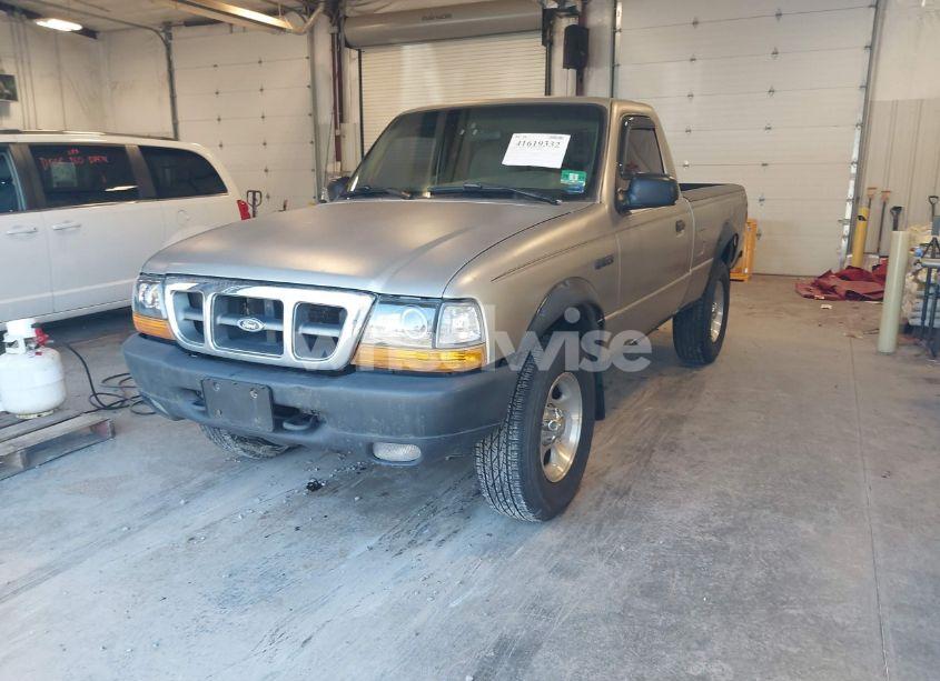Photo 2 of 2000 Ford Ranger XL/XLT (VIN 1FTYR10V6YTA33489)