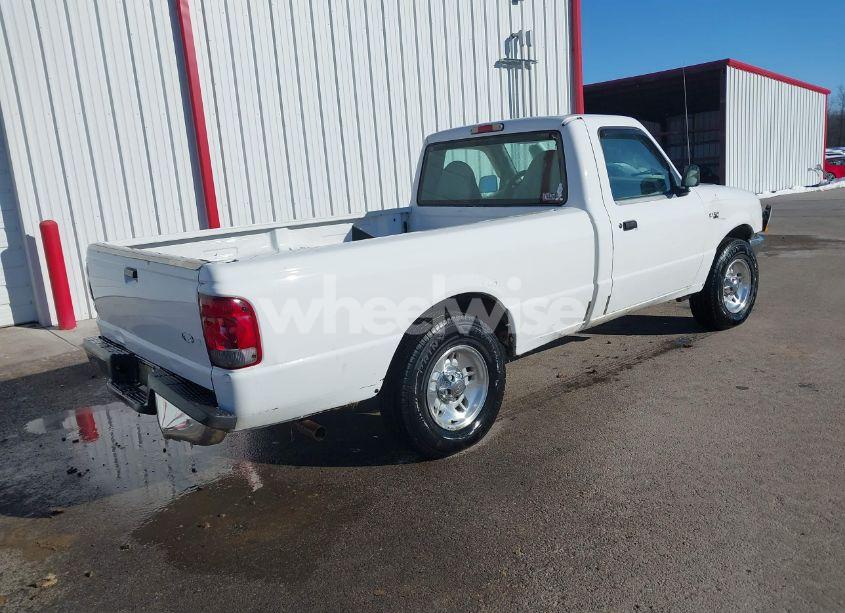 Photo 4 of 2000 Ford Ranger XL/XLT (VIN 1FTYR10V7YTA35140)