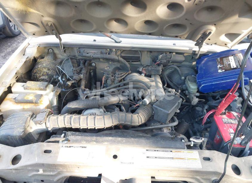 Photo 10 of 2000 Ford Ranger XL/XLT (VIN 1FTYR10V8YTA40041)