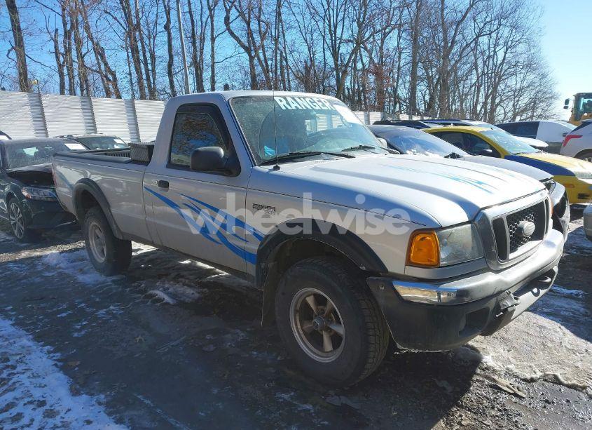 2005 Ford Ranger EDGE/XL/XLT (VIN 1FTYR11U65PA40727) main photo