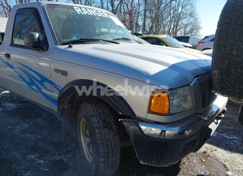 Photo 16 of 2005 Ford Ranger EDGE/XL/XLT (VIN 1FTYR11U65PA40727)