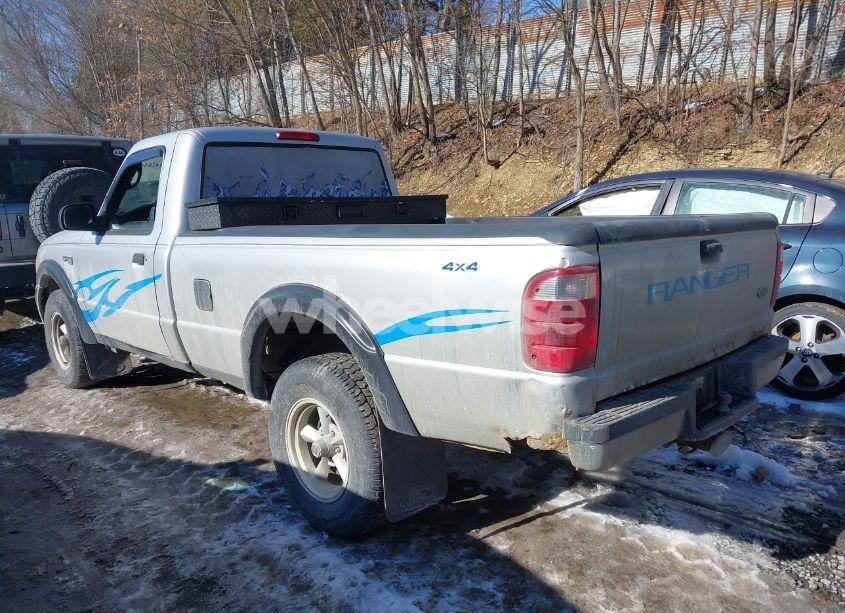 Photo 3 of 2005 Ford Ranger EDGE/XL/XLT (VIN 1FTYR11U65PA40727)