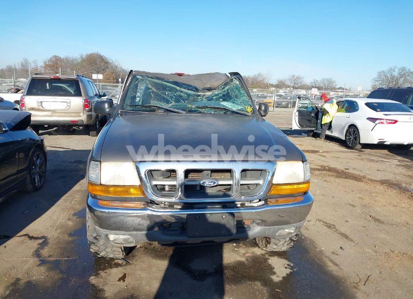Photo 12 of 1999 Ford Ranger XL/XLT (VIN 1FTYR11V5XTA11528)