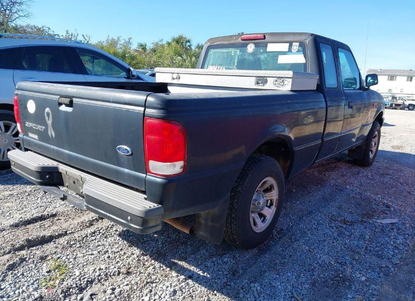 Photo 4 of 2000 Ford Ranger XL/XLT (VIN 1FTYR14C0YPB18457)