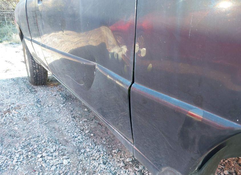 Photo 6 of 2000 Ford Ranger XL/XLT (VIN 1FTYR14C0YPB18457)