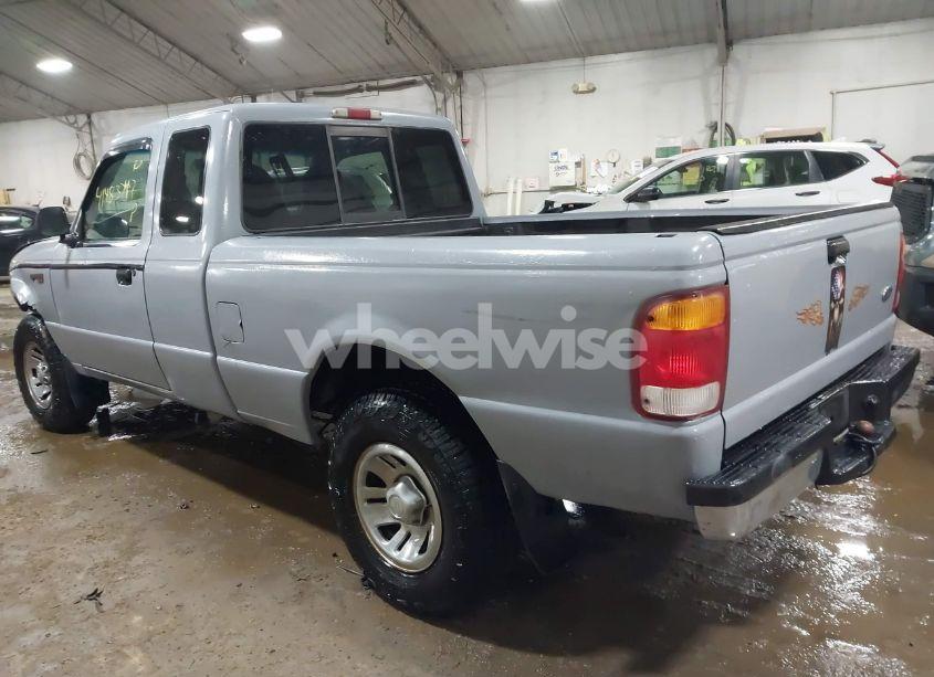 Photo 3 of 1998 Ford Ranger XL/XLT (VIN 1FTYR14C5WPA85792)