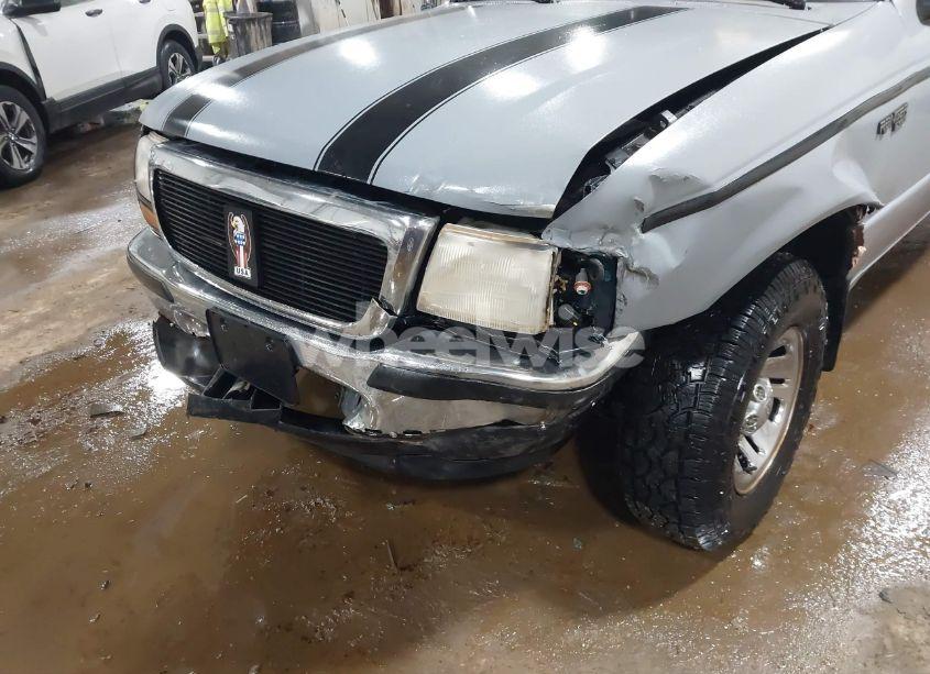 Photo 6 of 1998 Ford Ranger XL/XLT (VIN 1FTYR14C5WPA85792)