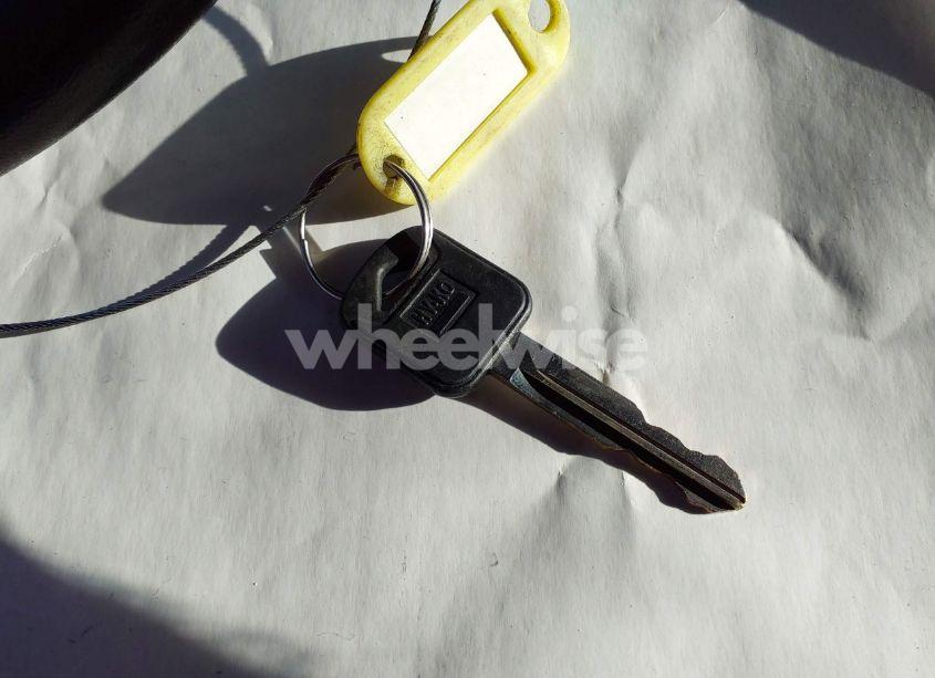 Photo 11 of 2000 Ford Ranger XL/XLT (VIN 1FTYR14C7YTA97775)