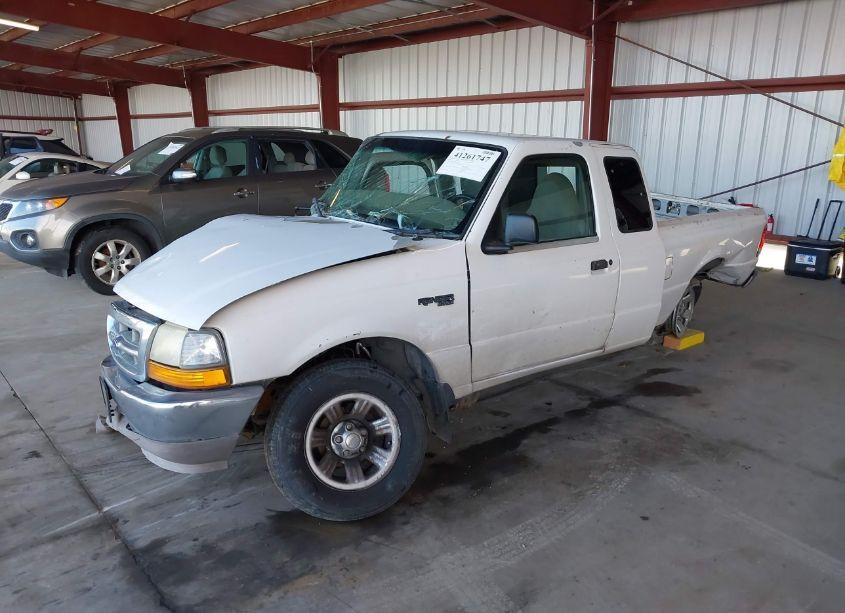 Photo 2 of 2000 Ford Ranger XL/XLT (VIN 1FTYR14C8YPC08441)