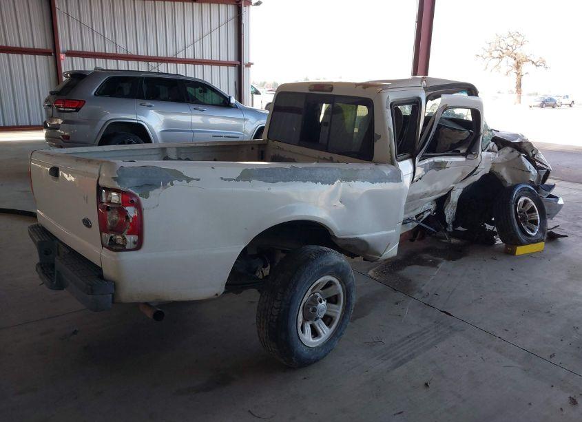 Photo 4 of 2000 Ford Ranger XL/XLT (VIN 1FTYR14C8YPC08441)