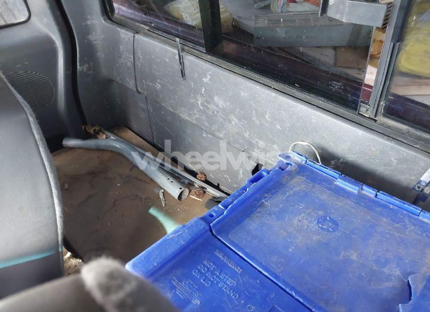 Photo 8 of 2001 Ford Ranger EDGE/XLT (VIN 1FTYR14E21TA93687)