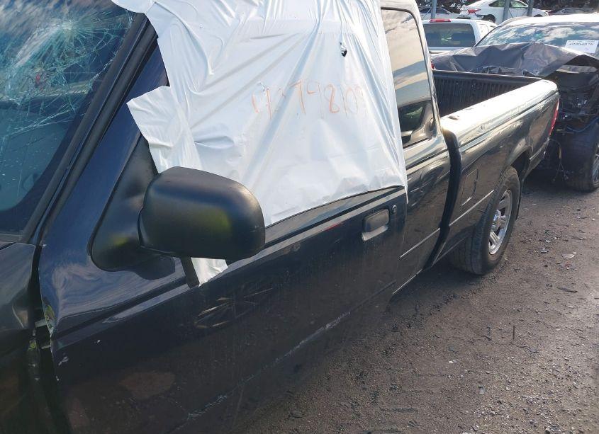 Photo 18 of 2001 Ford Ranger EDGE/XLT (VIN 1FTYR14E41TA56382)