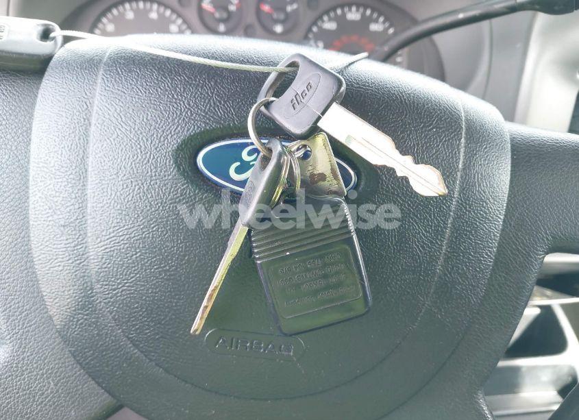 Photo 11 of 2005 Ford Ranger EDGE/STX/XL/XLT (VIN 1FTYR14EX5PA44624)