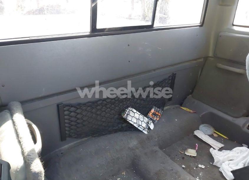 Photo 8 of 2002 Ford Ranger EDGE/TREMOR/XL/XLT (VIN 1FTYR14U02TA26210)