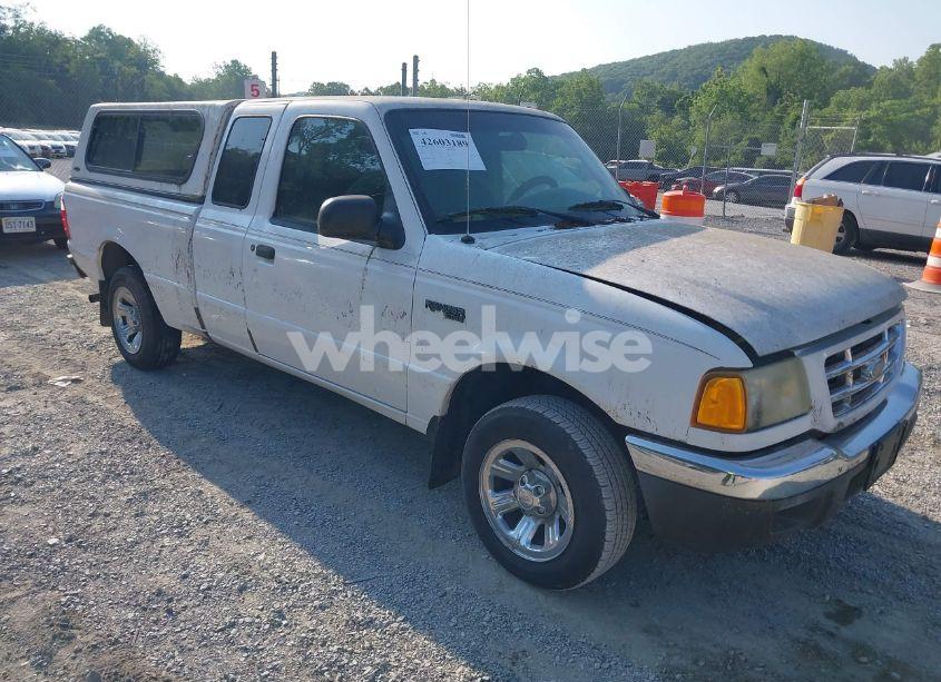 2002 Ford Ranger EDGE/TREMOR/XL/XLT (VIN 1FTYR14U02TA29477) main photo