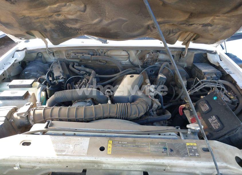 Photo 10 of 2003 Ford Ranger EDGE/TREMOR/XL/XLT (VIN 1FTYR14U03PB52447)