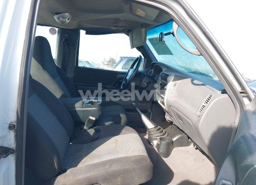 Photo 5 of 2003 Ford Ranger EDGE/TREMOR/XL/XLT (VIN 1FTYR14U03PB52447)