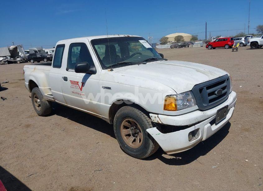 2004 Ford Ranger EDGE/TREMOR/XL/XLT (VIN 1FTYR14U04PA70719) main photo