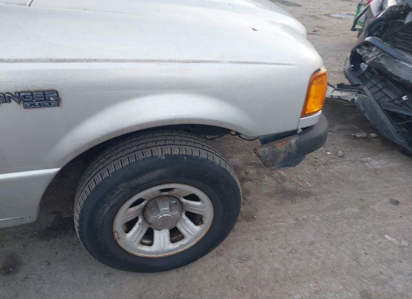 Photo 16 of 2004 Ford Ranger EDGE/TREMOR/XL/XLT (VIN 1FTYR14U14PA96231)