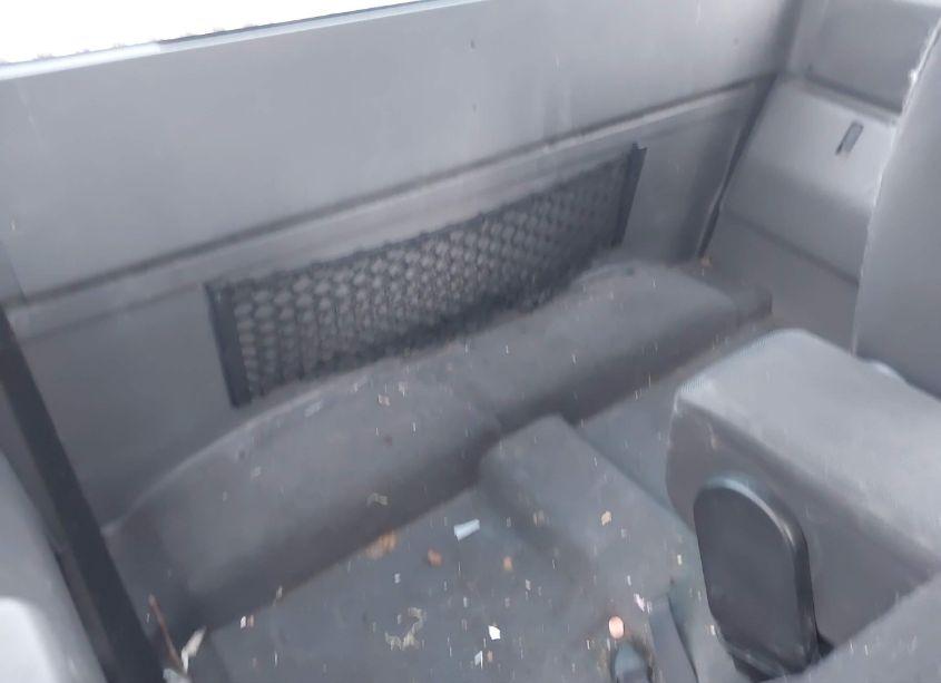 Photo 8 of 2004 Ford Ranger EDGE/TREMOR/XL/XLT (VIN 1FTYR14U14PA96231)