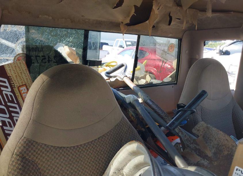 Photo 8 of 1998 Ford Ranger SPLASH/XL/XLT (VIN 1FTYR14U1WPA38171)