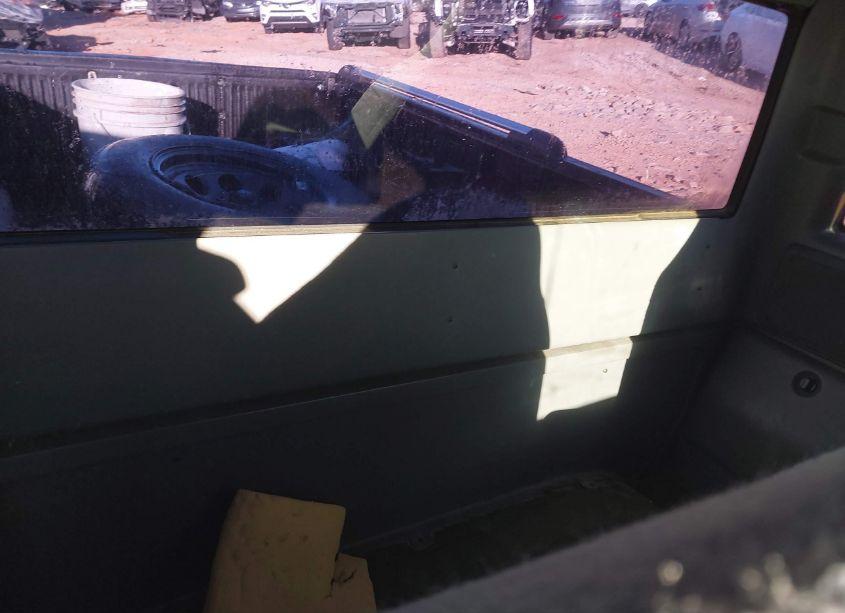 Photo 8 of 2002 Ford Ranger EDGE/TREMOR/XL/XLT (VIN 1FTYR14U22PA36097)