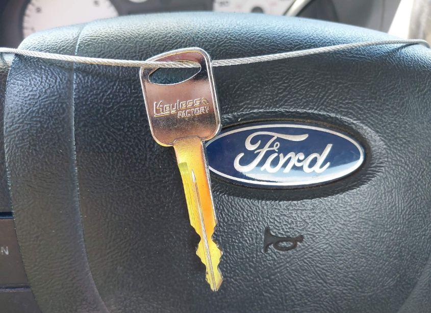 Photo 11 of 2005 Ford Ranger EDGE/STX/XL/XLT (VIN 1FTYR14U25PA50652)