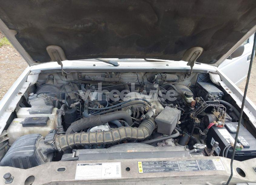 Photo 10 of 2001 Ford Ranger EDGE/XL/XLT (VIN 1FTYR14U31PA75327)