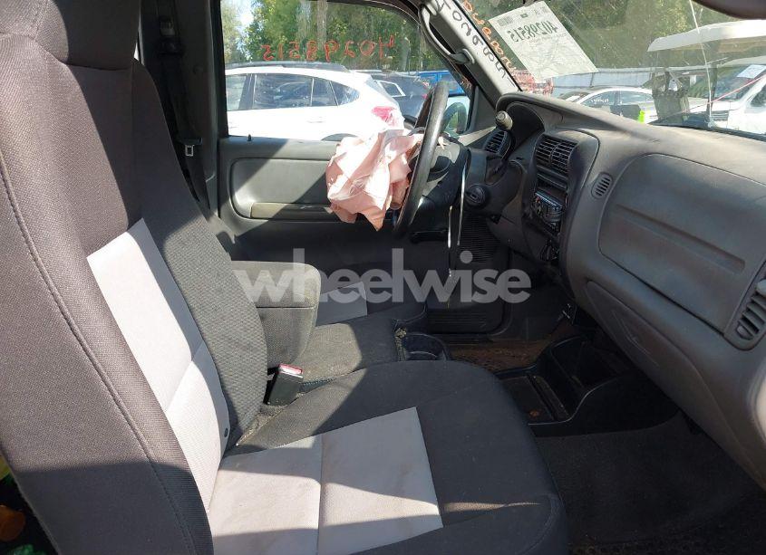 Photo 5 of 2004 Ford Ranger EDGE/TREMOR/XL/XLT (VIN 1FTYR14U34PA73081)