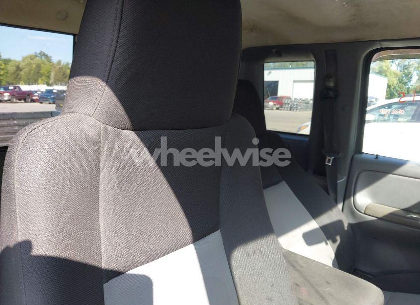 Photo 8 of 2004 Ford Ranger EDGE/TREMOR/XL/XLT (VIN 1FTYR14U34PA73081)