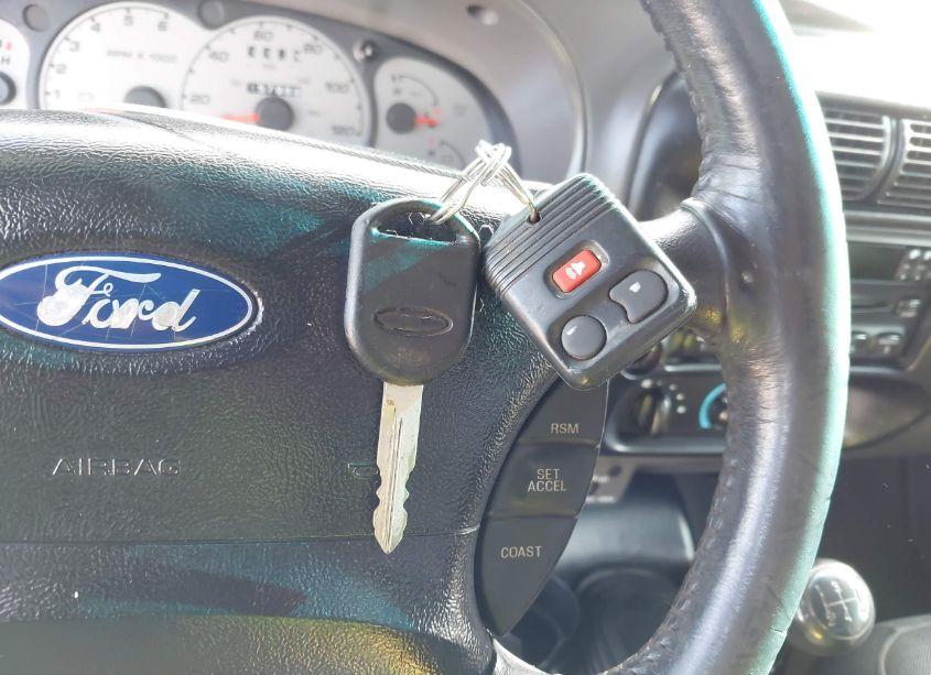 Photo 11 of 2003 Ford Ranger EDGE/TREMOR/XL/XLT (VIN 1FTYR14U43PA11817)