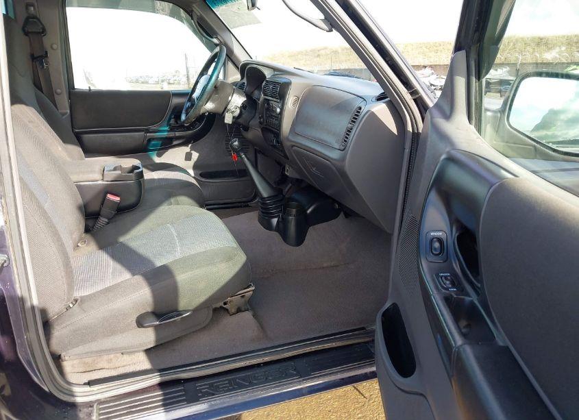 Photo 5 of 2003 Ford Ranger EDGE/TREMOR/XL/XLT (VIN 1FTYR14U43PA11817)